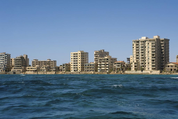 Varosha iStock 000020883186Large